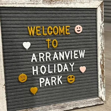 Arranview Lochside Pods & Lodges All With Private Hot-Tubs Fenwick  Exterior photo