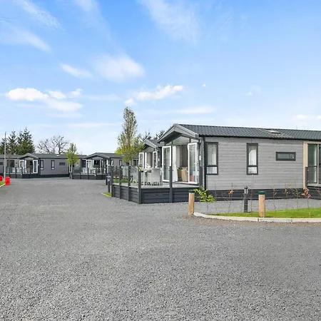 Arranview Lochside Pods & Lodges All With Private Hot-Tubs Fenwick  Exterior photo