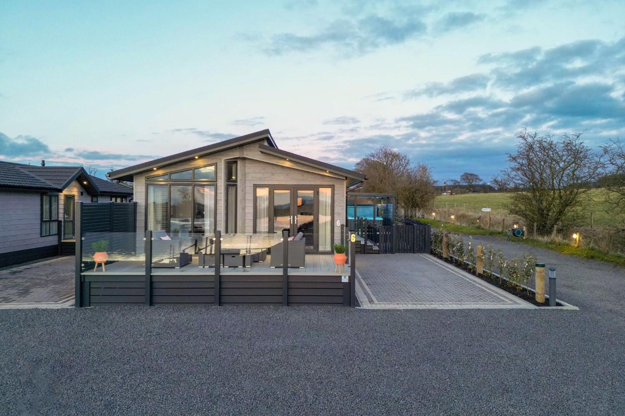 Arranview Lochside Pods & With Private Hot-tubs Alojamento de Turismo Selvagem Fenwick (East Ayrshire)